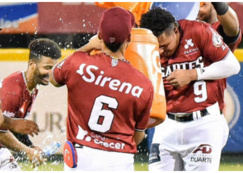 Gigantes ganan quinto juego seguido