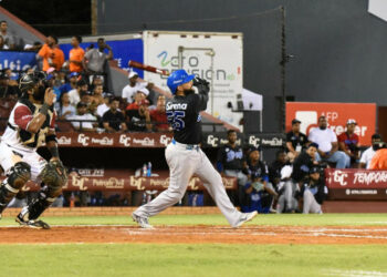 Licey frena a los Gigantes con victoria 5-2