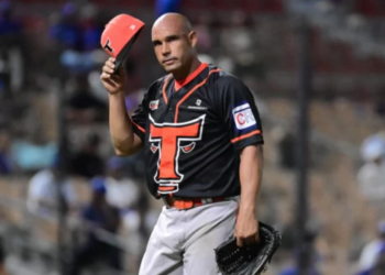 Raúl Valdés gana juego 50 con los Toros al vencer 7-1 al Licey