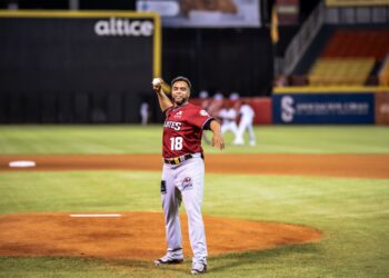 Nelson Cruz se despide en Santiago y los Gigantes acaban con las Águilas Cibaeñas 10-1