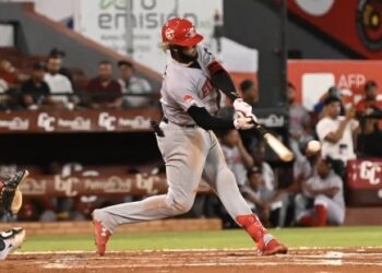 Leones vencen a Gigantes y ganan su segundo al hilo