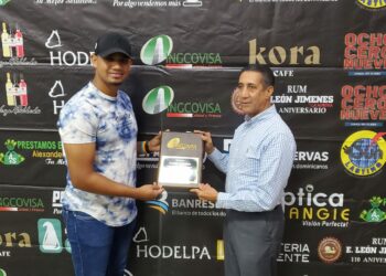 Garabito repite y Yadiel Hernández gana en Águila de la Semana.