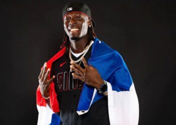 Elly de la Cruz está ansioso por jugar con el Licey