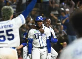 Mel Rojas Jr decide el triunfo del Licey en último juego contra las Águilas