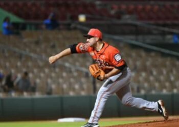 Paolo Espino ponchó a siete para ser quinto el lanzador más ganador de los Toros