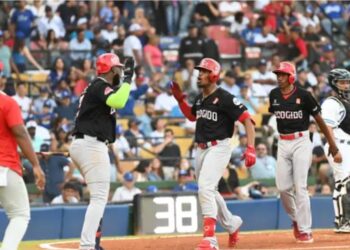 El Escogido se acercan a uno de los Tigres