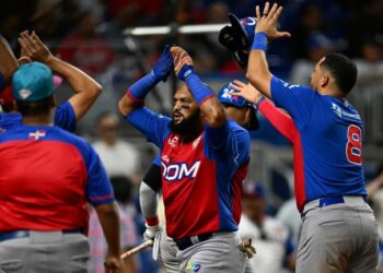 Dominicana remonta y vence a Nicaragua