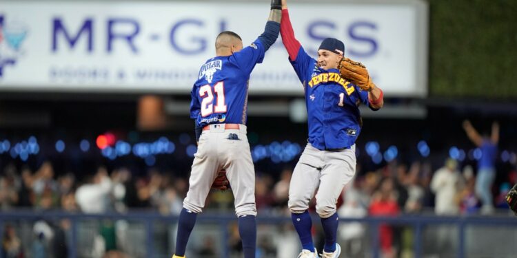 Los Tiburones de La Guaira ganan la Serie del Caribe