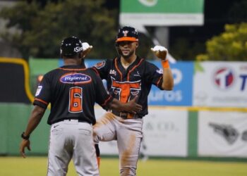 Toros retienen a Luis Liberato y evitan sea agente libre