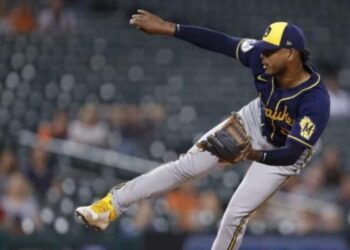 ¿Quién será el pitcher de RD del año?