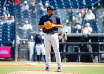 Toros adquieren a Gerson Moreno desde las Estrellas