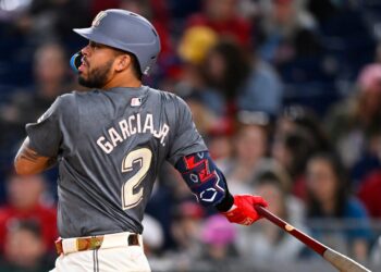 Luis García batea .533 en mayo