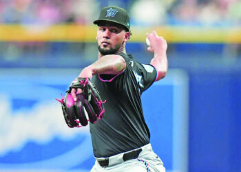 Muñoz y Valdez ganan; Peralta tira bien; Severino pierde