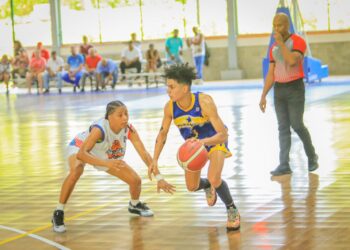 Mauricio derrota a San Lázaro en el basket femenino en opción a la copa Seaboard