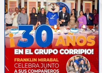 ¡30 años! Franklin Mirabal celebra su exitosa carrera junto a sus compañeros