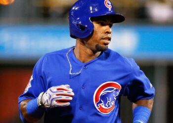 Estrellas firman Arismendy Alcántara como agente libre