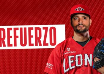 El cubano Elián Leyva reforzará la rotación de los Leones