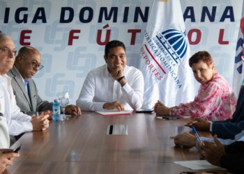 Kelvin Cruz se reúne con la LDF y también impulsará el Fútbol