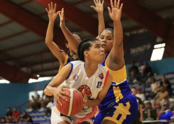 San Lázaro dispone del Mauricio Báez y se acerca al título final en TBS Distrital Femenino