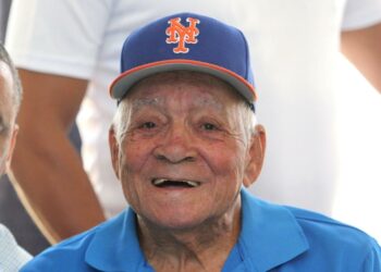 Comisionado de Béisbol Junior Noboa destaca la proeza de Osvaldo Virgil