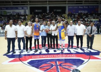 San Lázaro imponente ante El Millón en jornada inaugural del TBS Distrito 2024