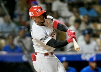 González valora motivación de Pujols hacia los jugadores