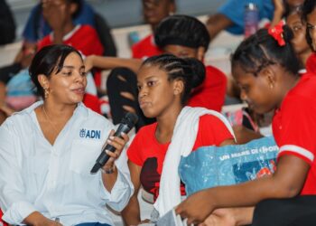 ADN imparte charla sobre deporte y prevención de drogas