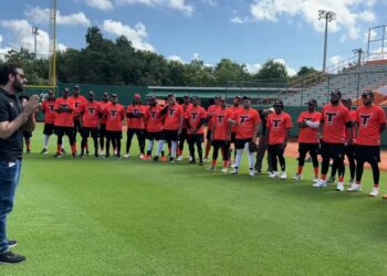 Jesús Mejía: “Eloy Jiménez será un jugador de impacto que tiene decidido jugar invierno”