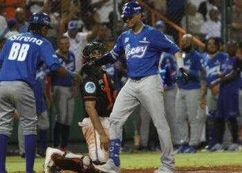 Alcántara, Hernández y Valdez someten a Toros en su Corral
