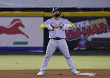 Águilas escalan al tercer puesto tras derrotar a Gigantes