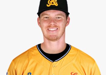 Águilas anuncian contratación del relevista Sam McWilliams