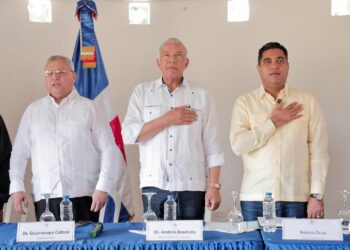 Kelvin Cruz y Andrés Bautista crean alianza en favor del deporte en provincia Espaillat  
