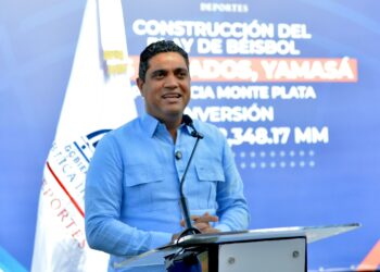 Kelvin Cruz pone en marcha remozamiento play de Los Botados