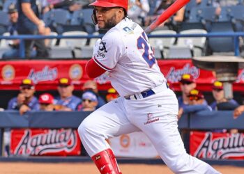Leones de RD blanquean 2-0 a los Cardenales de Lara de Venezuela en la Serie del Caribe