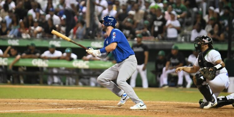 Licey se consolida en la cima al vencer 5-4 a las Estrellas