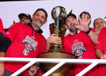 En 104 aniversario del Escogido, Najri resalta orgullo por tradición ganadora del club