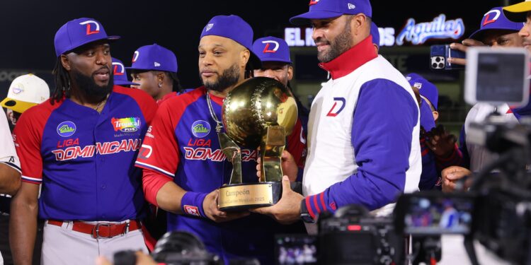 Leones dan a Dominicana corona 23 de la Serie del Caribe