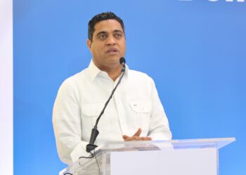 Presidente Luis Abinader inaugura el remozado Polideportivo Tony Barreiro, el Museo del Deporte y el Club BAMESO