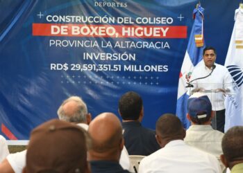 Kelvin Cruz encabeza inicio de construcción de Coliseo de Boxeo en La Altagracia