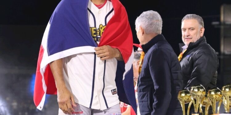 Esmil Rogers, MVP de la Serie del Caribe 2025