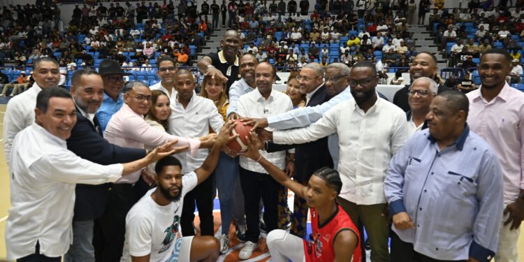 Dedican Torneo de Baloncesto superior de La Romana a Samuel Pereyra