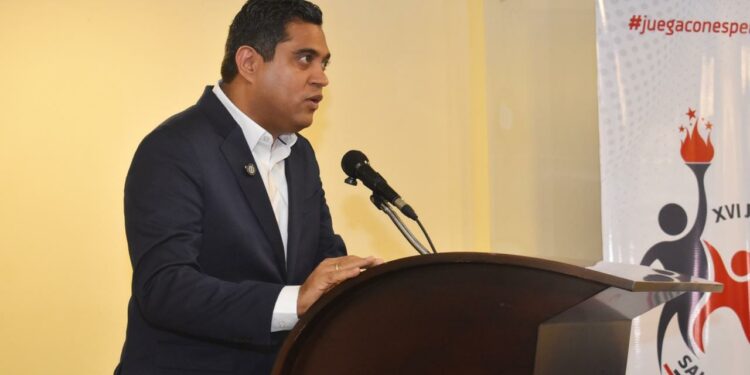 Kelvin Cruz apoya el rescate de los Juegos Nacionales Salesianos