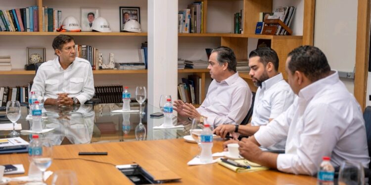 Los Metros de Santiago presentan su nueva estructura organizativa ante la Súper Liga LNB