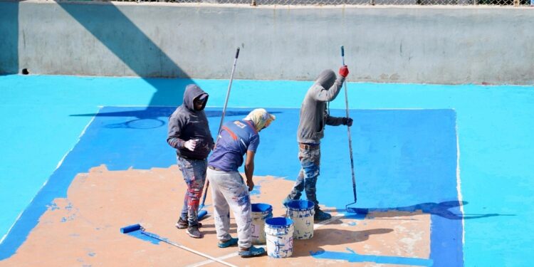 INEFI acude al llamado de comunitarios y remozó  cancha en El Café de Herrera