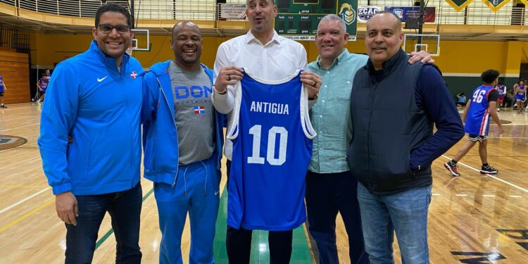 Rafael Uribe destaca el reclutamiento de talento dominicano en el exterior