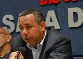 Dedican cartelera de Boxeo Internacional a Ruperto Ruck