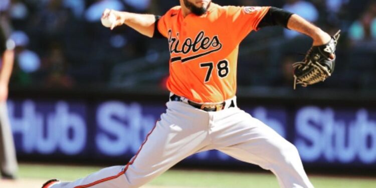 Marcos Diplán listo para el primer partido de Rieleros