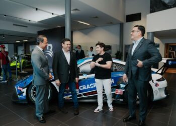 Porsche Center Santo Domingo presenta los vehículos que competirán en el GT Challenge