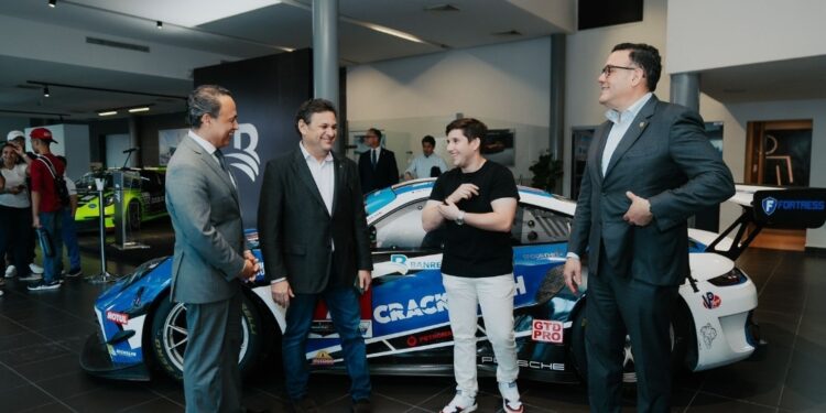 Porsche Center Santo Domingo presenta los vehículos que competirán en el GT Challenge