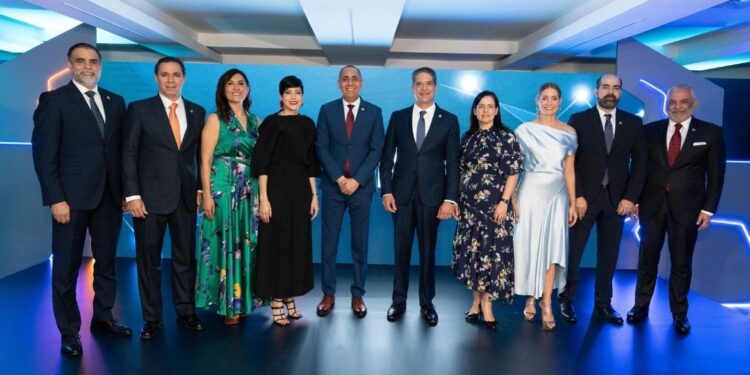 Seguros Reservas fortalece sus plataformas digitales al celebrar su vigésimo tercer aniversario